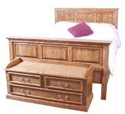 images/Panel_Bed_shown_in_Traditional_Oak_with_Standard_Trim_with_Cedar_Chest.gif